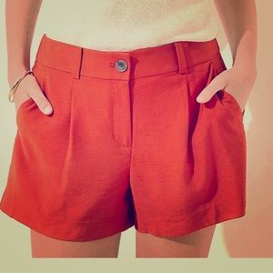 LOFT *BRAND NEW* Textured Pleated Shorts